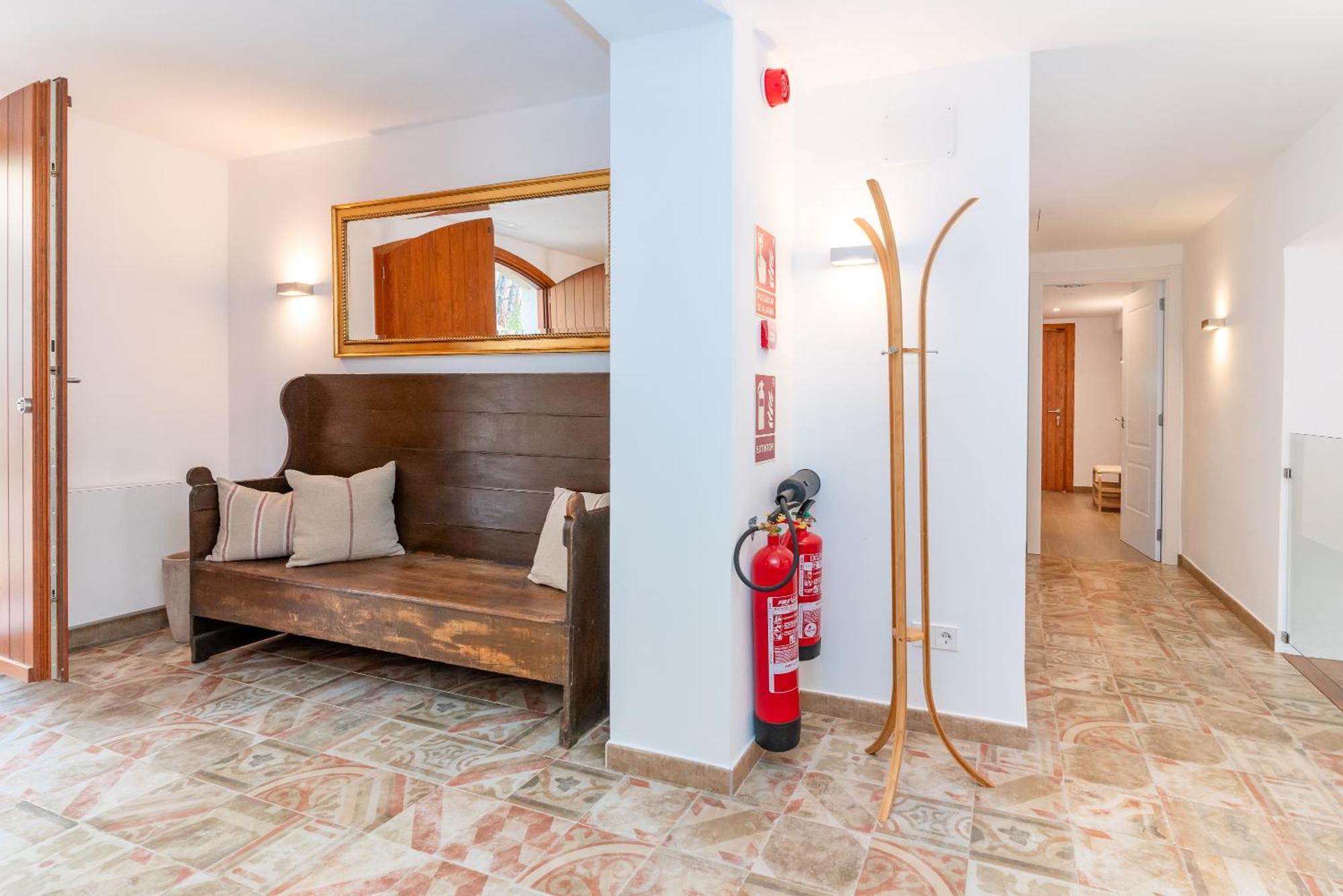 La Terraza - Grosszuegiges Appartment In Katalanischer Masia Sant Iscle De Vallalta Ngoại thất bức ảnh
